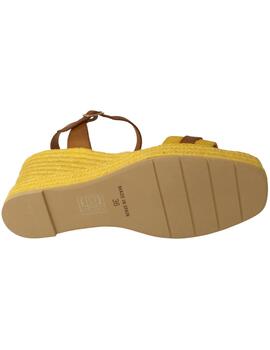 Sandalias mujer Casteller amarilla