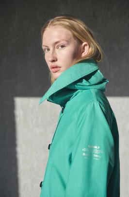 Parka mujer Ecoalf Irazualf verde