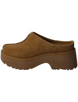 Zueco mujer Ugg New Heights camel