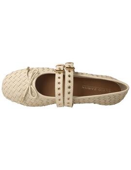 Bailarina mujer Elvio Zanon blanco